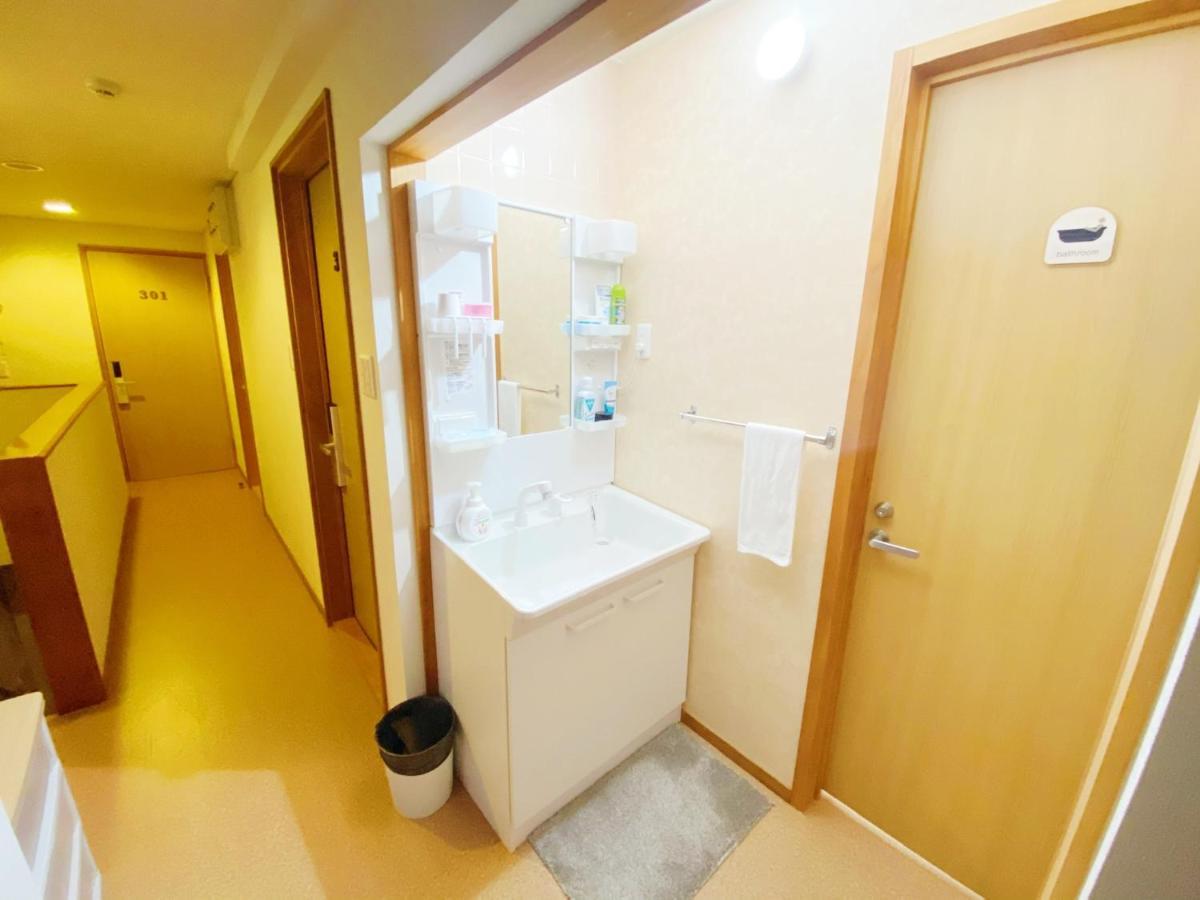 Guesthouse017徳島個室 飲食街中心 阿波踊り会館7分 文理&徳島大学 アスティとくしま車8分 Tokushima Esterno foto